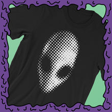 Load image into Gallery viewer, Alien Head Halftone - Shirt
